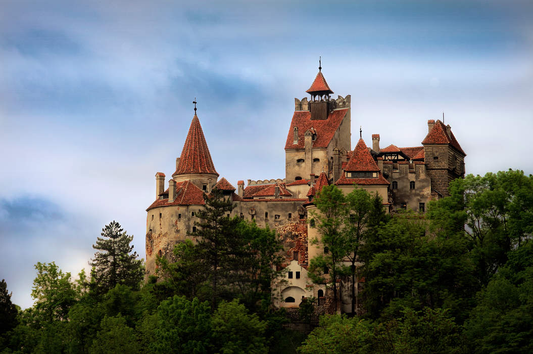 Bran Castle: Castle in Transylvania, Romania