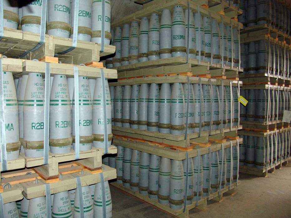 Chemical weapon: Device that uses chemicals to kill or harm individuals