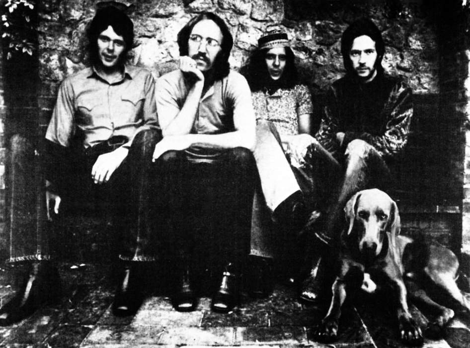 Derek and the Dominos: English–American blues-rock band