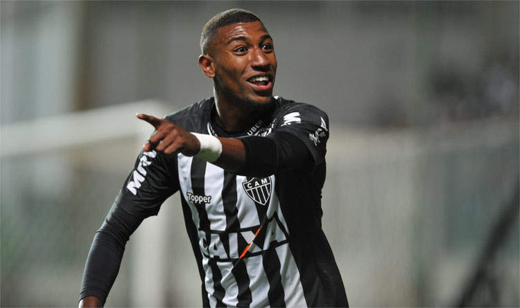 Emerson Royal: Brazilian footballer (born 1999)