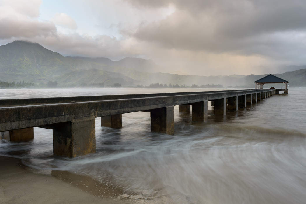 Hanalei Bay: Bay on Kauaʻi, Hawaii