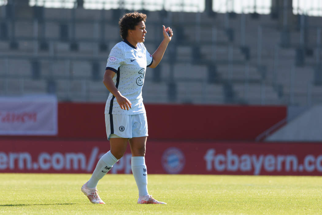Jess Carter: English footballer (born 1997)