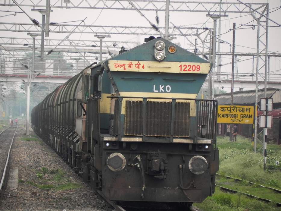 Karpurigram railway station: Railway station in Bihar