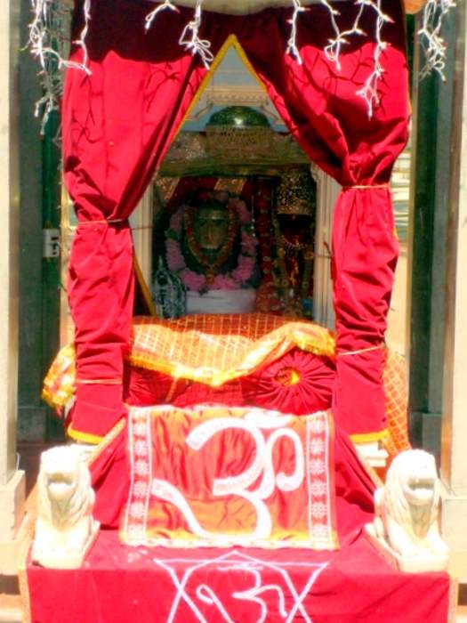 Kheer Bhawani Temple: Hindu temple in Kashmir, India