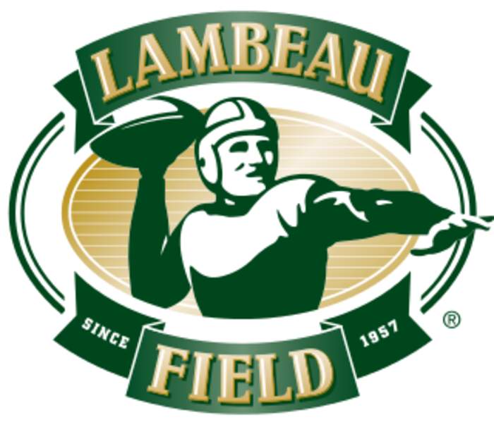 Lambeau Field: Outdoor football stadium located in Green Bay, Wisconsin
