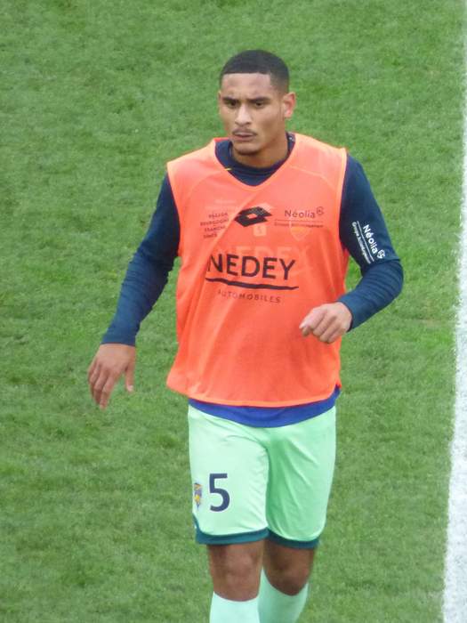 Maxence Lacroix: French footballer (born 2000)