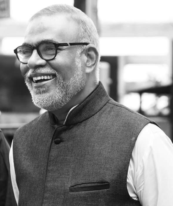 Narendra Jadhav: Indian economist (born 1953)