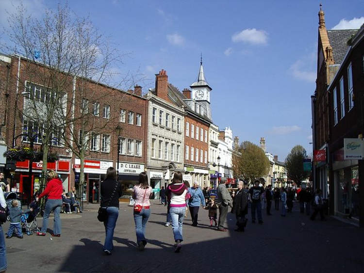 Nuneaton: Market town in Warwickshire, England
