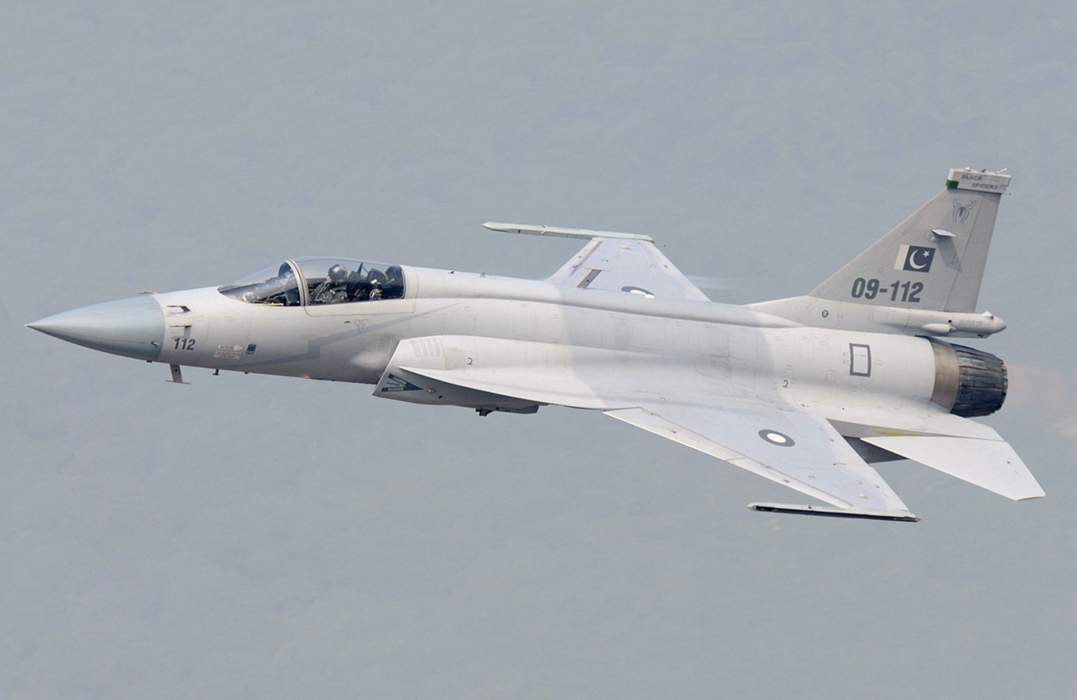 CAC/PAC JF-17 Thunder: Chinese/Pakistani multirole fighter