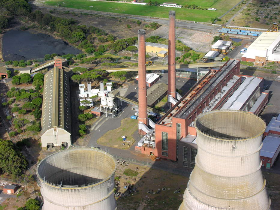 Power station: Facility generating electric power