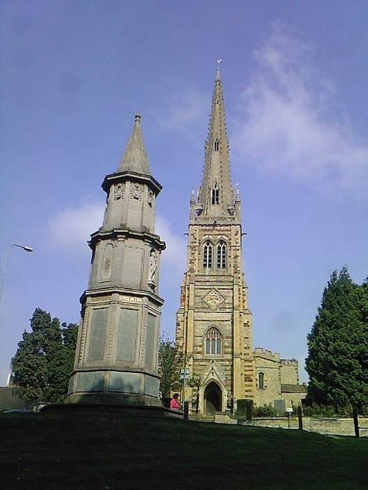Rushden: Town in Northamptonshire, England