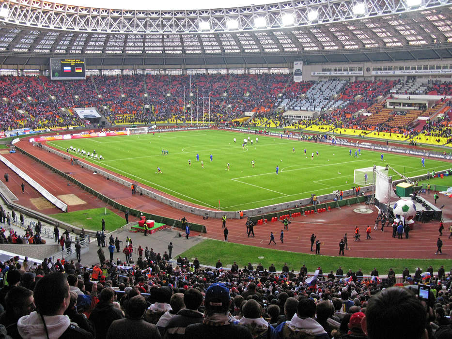 Russia v Ukraine (UEFA Euro 2000 qualifying): Football match