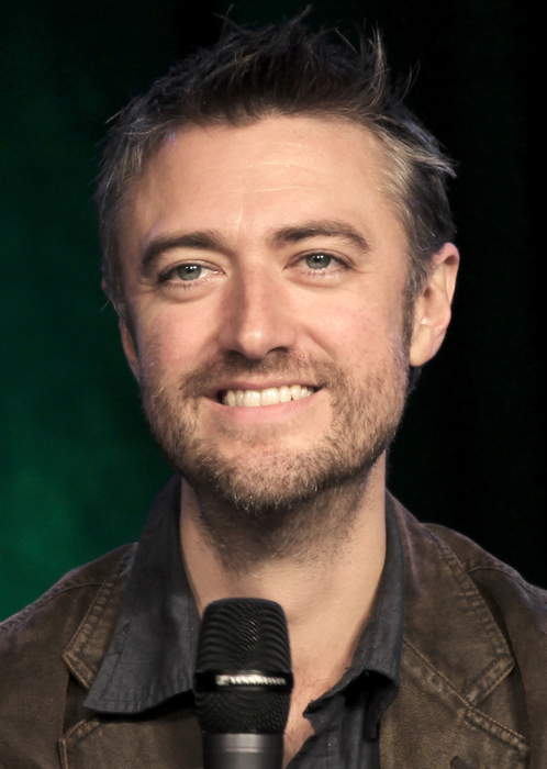 Sean Gunn: American actor (born 1974)