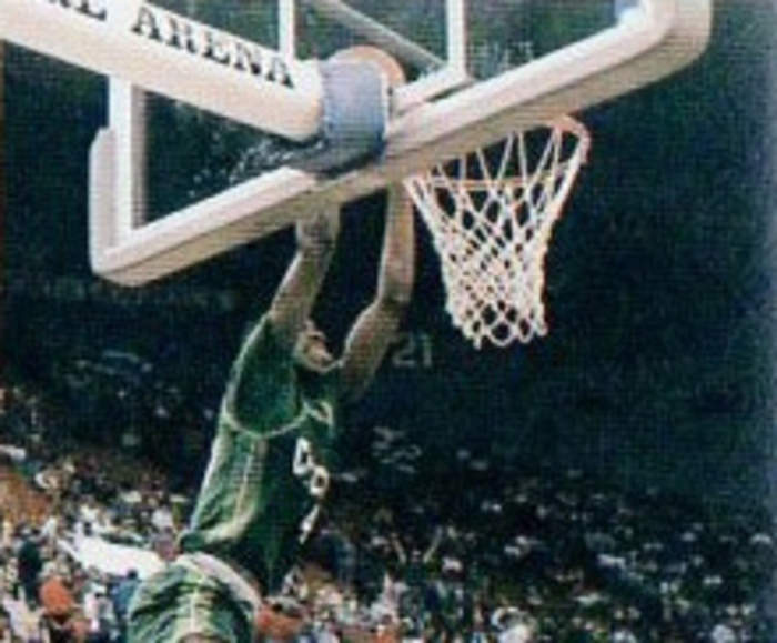 Shawn Kemp: American basketball player (born 1969)