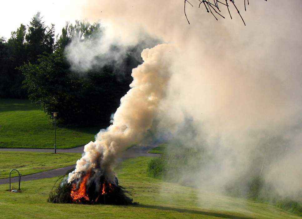 Smoke: Mass of airborne particulates and gases