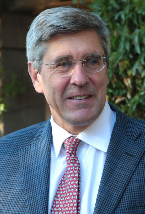 Stephen Moore (writer): American economic commentator (born 1960)
