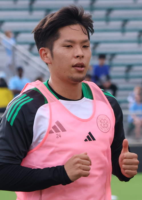 Tomoki Iwata: Japanese footballer (born 1997)