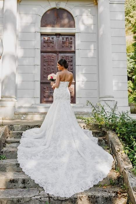 Wedding dress: Dress worn by a bride during the wedding ceremony